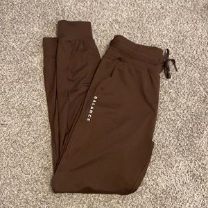 Balance Athletica Select Jogger brown medium